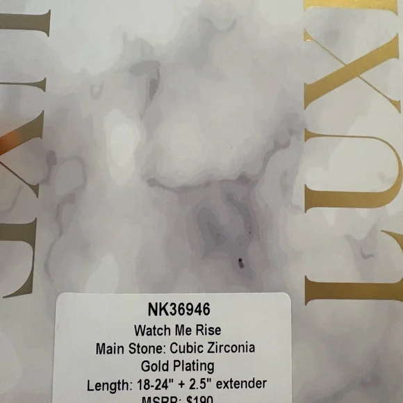 Elegant Gold and White Necklace with Sophisticated Design Luxe Layer - Picture 1 of 2